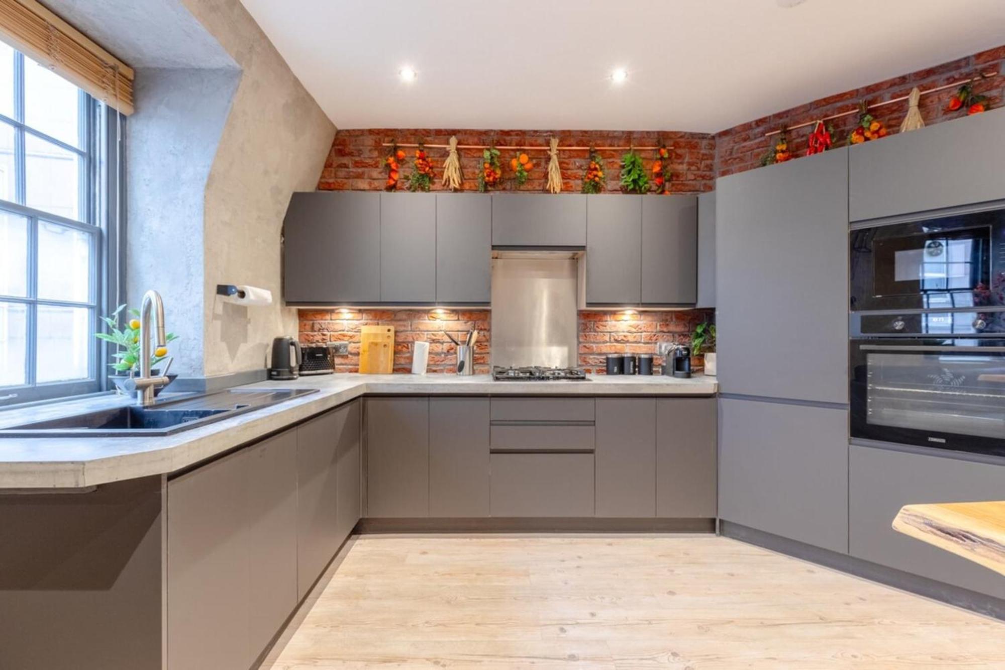 Newly-Refurbished Loft-Style Flat Farringdon! Lägenhet London Exteriör bild